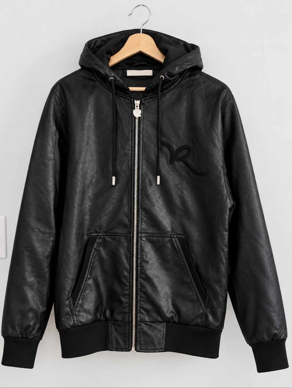 ROCAWEAR Black Hooded Faux Leather Bomber Jacket Men's M Y2K Streetwear